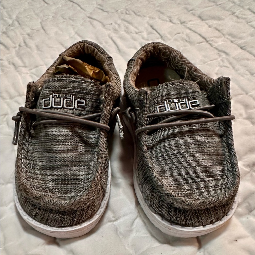 Hey dudes Size 6c gray.